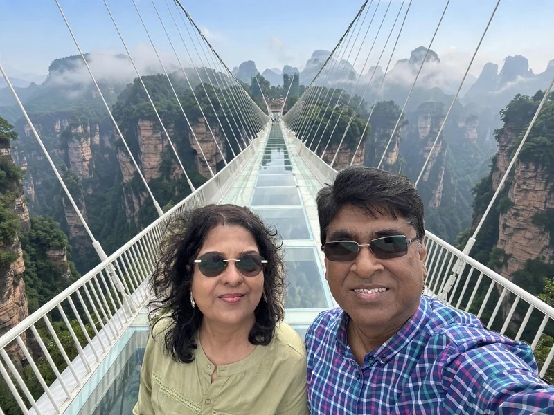 Zhangjiajie Travel Guide 2026 | Avatar Mountains, Tianmen Mountain, Glass Bridge Tickets, Itinerary & Budget